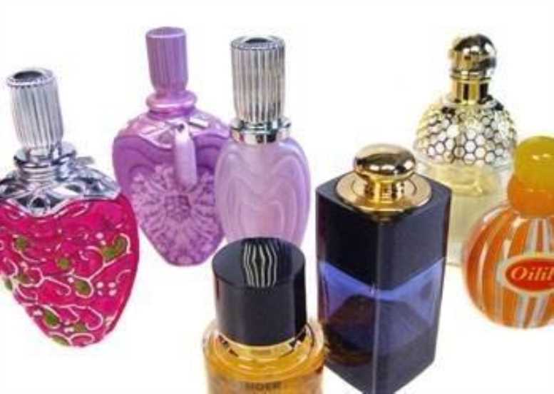 Sevgiliye hangi parfüm hediye edilir?